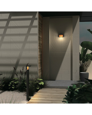 Aplique de exterior LED 15W 3000K de aluminio gris y madera IP54 con sensor de movimiento